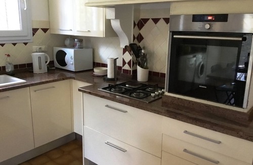 Reynes House | La Casa Assolellada, Detached Villa in quiet location with private pool