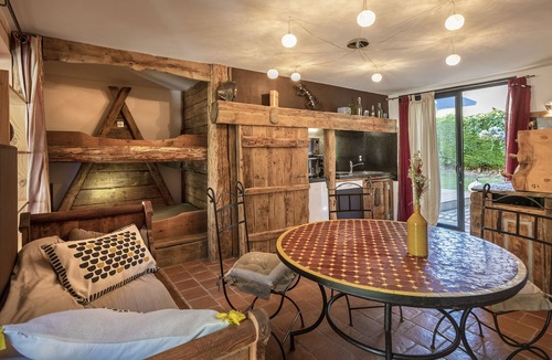 Mende House | La Case à Tom swimming pool, children's playground in Lozère - special discount for July
