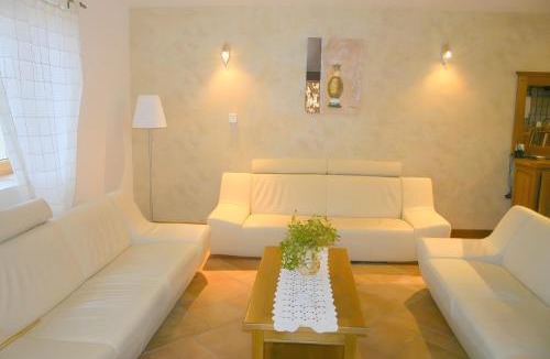 La Malene House | La Chanterelle - Gites Rocheflamme