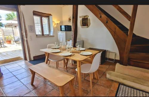 Villy-le-Brule House | La Chouette Burgonde