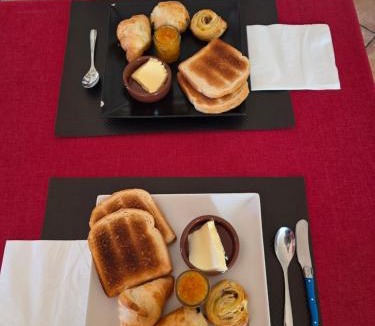 La Crouzille Hotel | La claie des champs