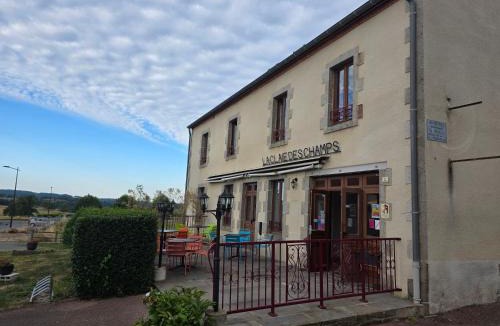 La Crouzille Hotel | La claie des champs
