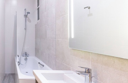 Le Mont-Saint-Michel Hotel | La Confiance