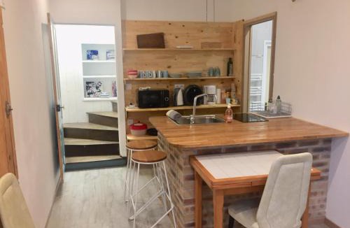 Huriel Apartment | La cremaillère