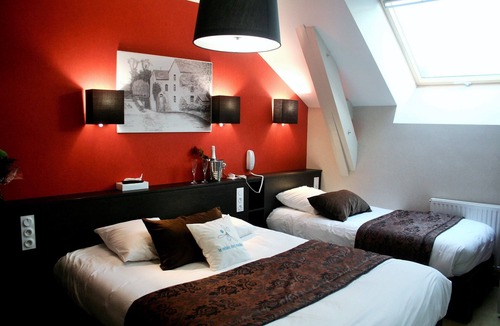 Bain-de-Bretagne Hotel | La Croix Verte