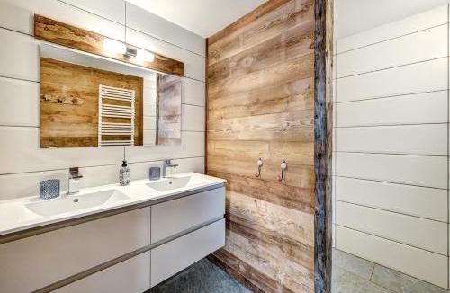 Forville House | LA FERME de BELLINE Chalets ou Gîtes