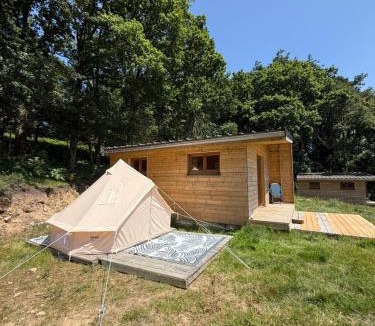 Saint-Gilles-du-Mene House | La ferme de beau soleil Gîte et cabanes