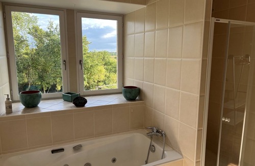 Sainte-Mere-Eglise Bed & Breakfast | La Fière Bridge entire Guest House w/Staff.