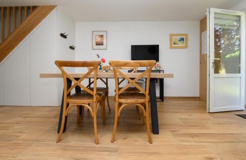 Pluneret House | La Fleur de Vie