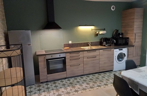 Barfleur House | La Forge, house for 6 in the heart of Barfleur, with private parking lot