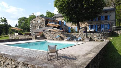 Saint-Etienne-Lardeyrol Bed & Breakfast | La FRAMBOISINE