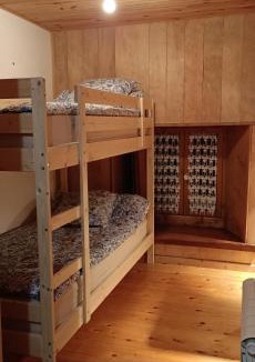 Les Gras Bed & Breakfast | La Grand'Raie Chambres et Table d'hôtes