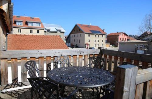 Les Fourgs Apartment | La Grande Marguerite