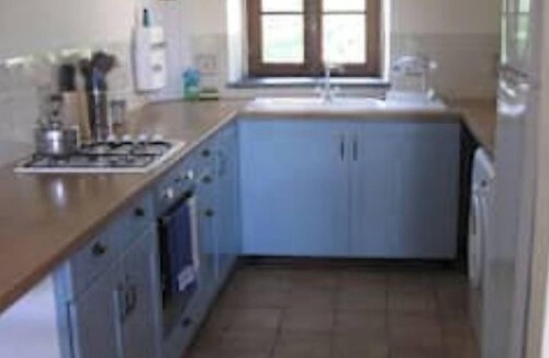 Langoelan Cottage | La Grange, a beautifully renovated romantic retreat 18th-century farmhouse