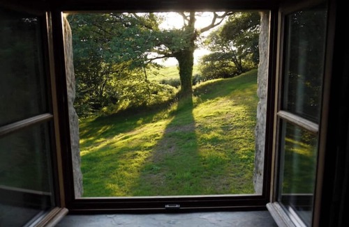 Langoelan Cottage | La Grange, a beautifully renovated romantic retreat 18th-century farmhouse