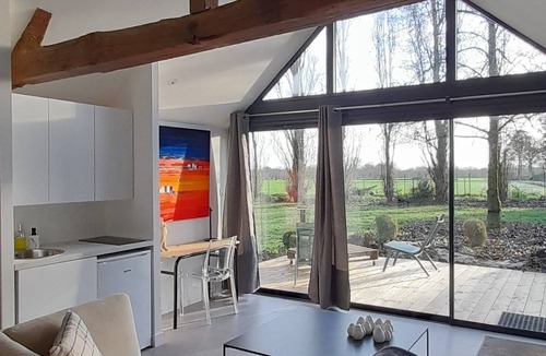 Saint-Sauveur-de-Flee House | La Grange - Guest house in Anjou Bleu