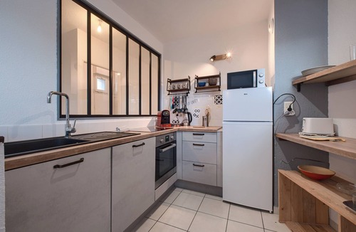 Laval Apartment | La Grange - Proche Centre & Parking
