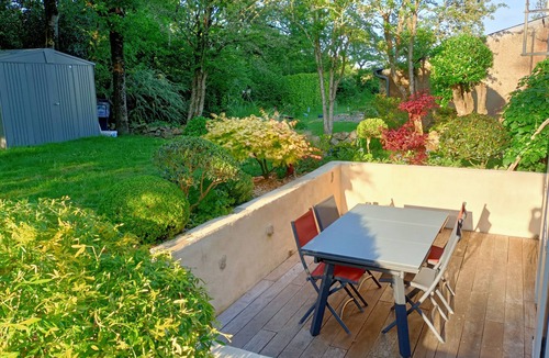 Sene House | La Libellule - Charmante maison avec jardin à Séné