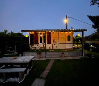 Grimaucourt-pres-Sampigny House | La maisonnette au bord de l eau