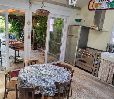 Fouras House | La Maison Blanche – Plage et centre