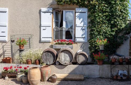 Versaugues Other | La Maison Bornat