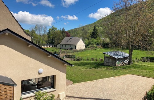 Jassat House | La Maison D'iris Murol-sancy
