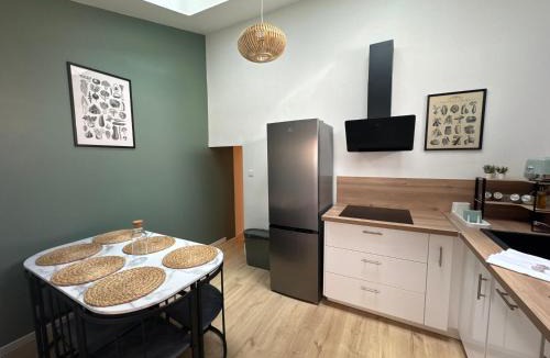 Parthenay House | La Maison D'isaure 6 personnes Parthenay centre