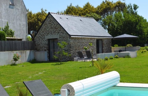 Ploneour-Lanvern House | La Maison de Célestine Bord de mer et Piscine