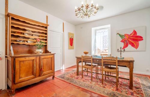 Saint-Jean-de-Barrou House | La Maison des Remparts