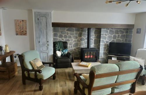 Saint-Flour Agglomeration House | La Maison De Jeannine Et Maurice