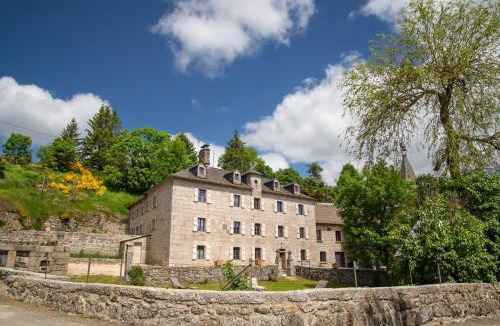 Villeneuve House | La maison de maître - domaine de coulagnettes