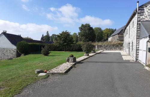 Cussac House | LA MAISON DES HIRONDELLES