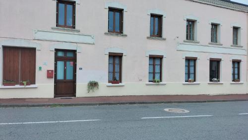 Saint-Jodard Bed & Breakfast | La maison des Roses