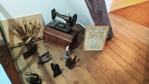 Saint-Jodard Bed & Breakfast | La maison des Roses