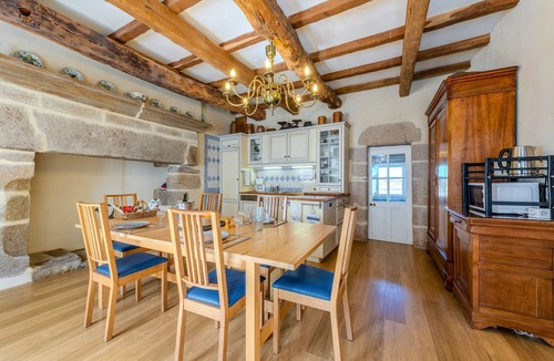 Le Conquet House | La Maison des Seigneurs les pieds dans l'eau