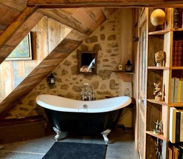 Croze House | La Maison du Bonheur & Spa