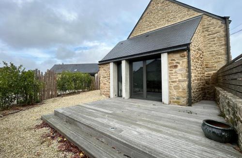 Saint-Brandan House | La Maison du Haut Bois - Elegante petite longere Bretonne