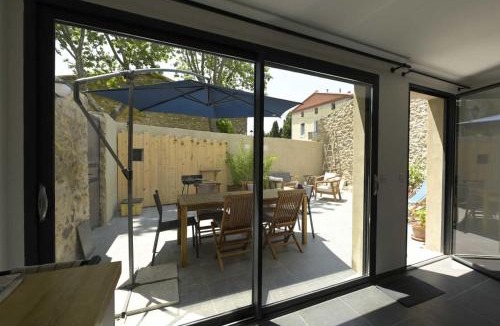 Quintillan House | La maison du merle bleu