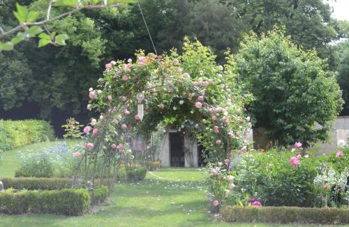 Sainte-Solange Bed & Breakfast | La Maison du Potager de Mazières