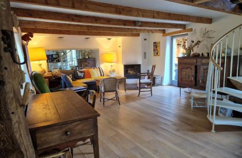 Auzon House | La maison du vigneron