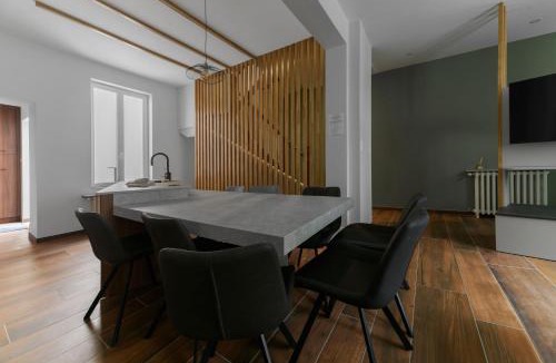 Cœur de Ville House | La maison Dubessay - Grande Maison de ville avec terrasse