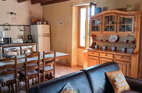 Moulinet House | La maison Florale
