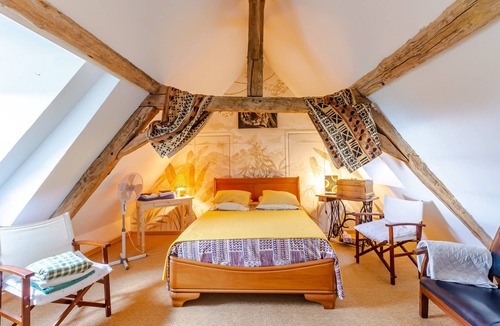 Saint-Jory-las-Bloux Bed & Breakfast | La Maison des Deux Cantous – Exotic Guest Rooms