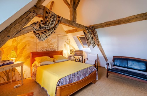 Saint-Jory-las-Bloux Bed & Breakfast | La Maison des Deux Cantous – Exotic Guest Rooms