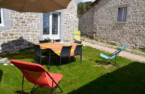 Saint-Leger-du-Malzieu House | La maison d'alphonse 7/8 personnes