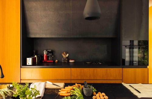 Labastide-Marnhac House | La Maison H by Boutique , a Modernist Villa