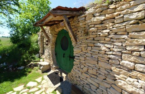 Lavaurette House | La Maison Hobbit Troglodyte