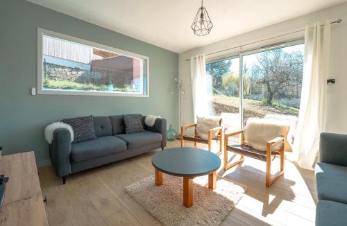 Saint-Martin-d'Uriage Villa | La Maison les Quatre Saisons - Therme - Ski