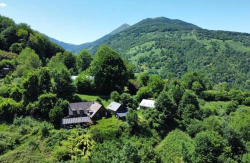 Seix House | La montana