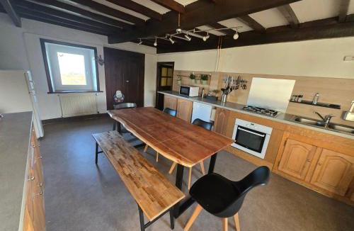 Domaize House | La P'tite Chaumiere